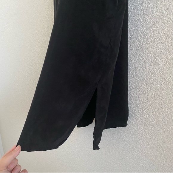 Objects Without Meaning Black Relaxed Fit Spaghetti Strap Slip Dress - Picture 5 of 9